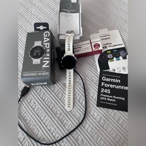 COPY - Garmin Forerunner 245 watch, like new, barely used.